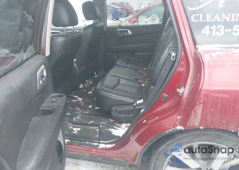 2015 Nissan Pathfinder Platinum z USA, uszkodzony, nr VIN 5N1AR2MM6FC617943